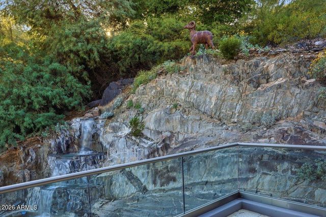 4550 E FOOTHILL Drive, Paradise Valley, AZ 85253