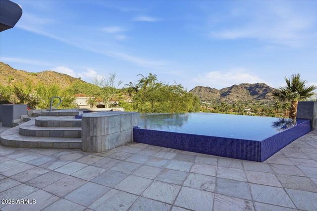 4550 E FOOTHILL Drive, Paradise Valley, AZ 85253