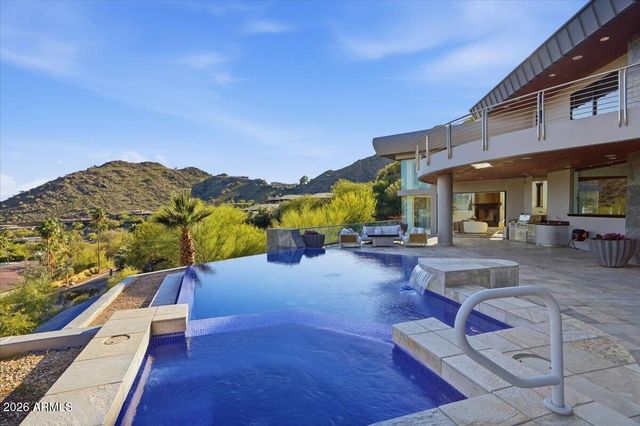 4550 E FOOTHILL Drive, Paradise Valley, AZ 85253