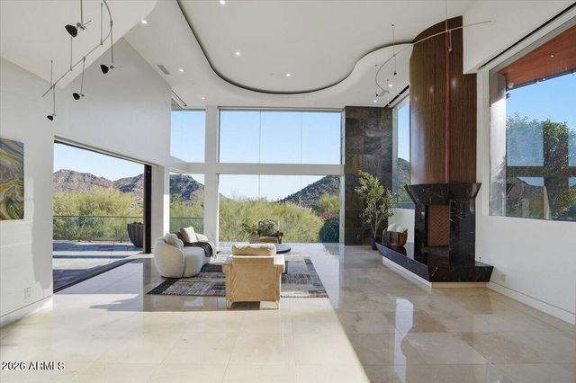 4550 E FOOTHILL Drive, Paradise Valley, AZ 85253