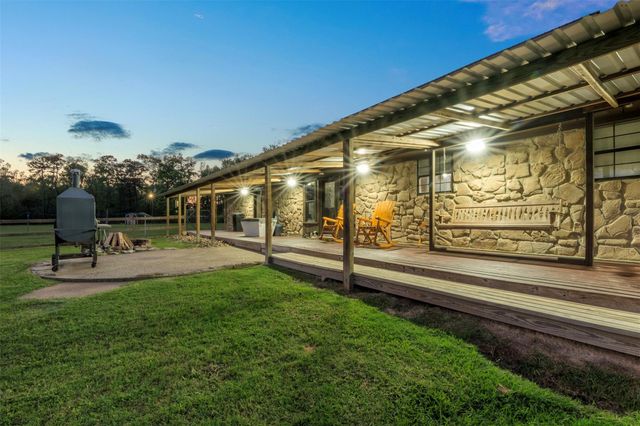 246 County Road 385 Road, Cleveland, TX 77328