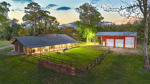 246 County Road 385 Road, Cleveland, TX 77328