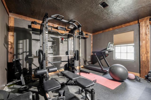 246 County Road 385 Road, Cleveland, TX 77328