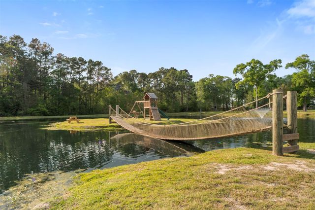 246 County Road 385 Road, Cleveland, TX 77328