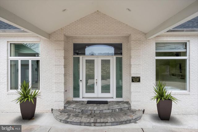 11678 FREDERICK RD, Ellicott City, MD 21042