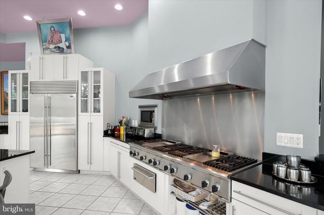 11678 FREDERICK RD, Ellicott City, MD 21042