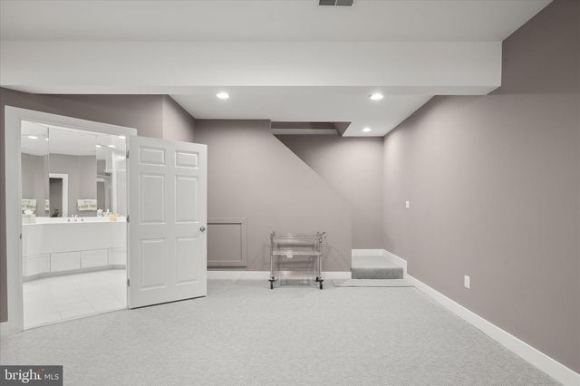 11678 FREDERICK RD, Ellicott City, MD 21042