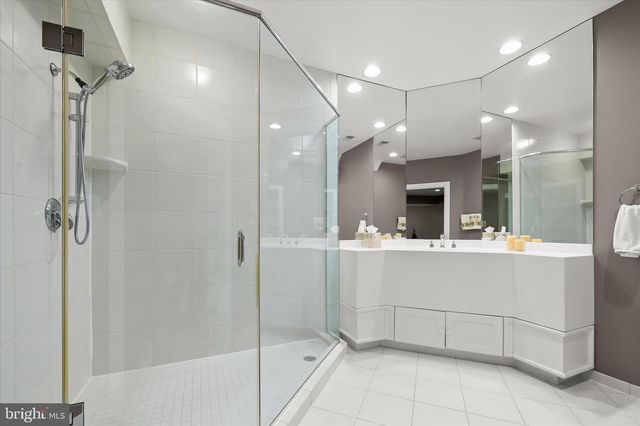 11678 FREDERICK RD, Ellicott City, MD 21042