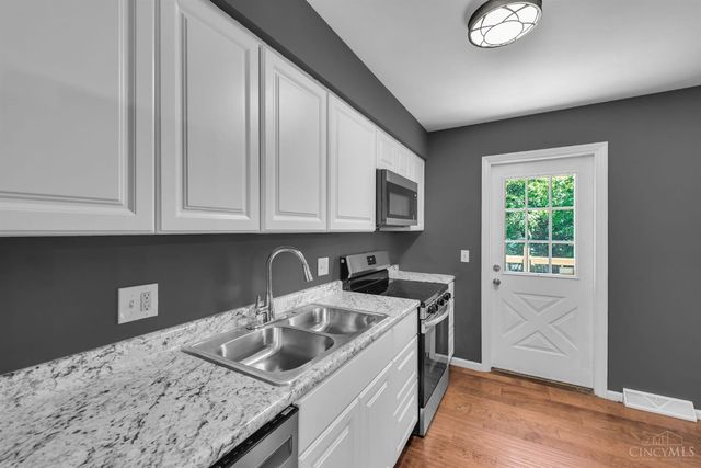 6826 Parkland Avenue, Cincinnati, OH 45233
