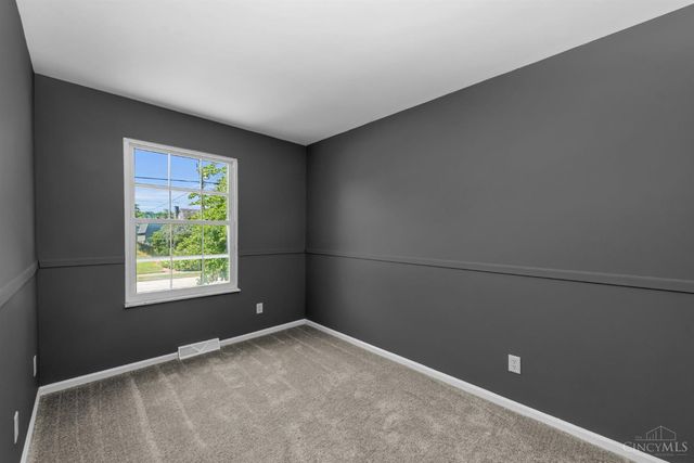 6826 Parkland Avenue, Cincinnati, OH 45233