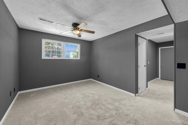 6826 Parkland Avenue, Cincinnati, OH 45233