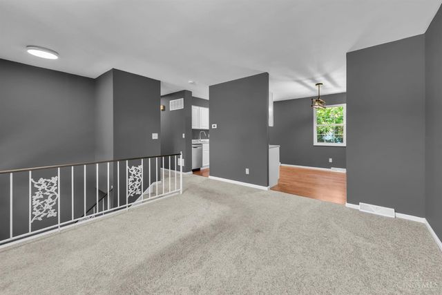 6826 Parkland Avenue, Cincinnati, OH 45233