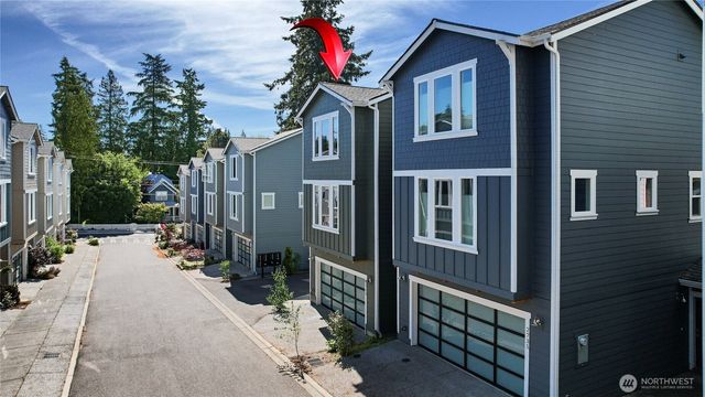 2729 Welcome Lane NW, Bainbridge Island, WA 98110