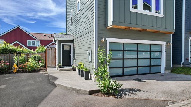 2729 Welcome Lane NW, Bainbridge Island, WA 98110