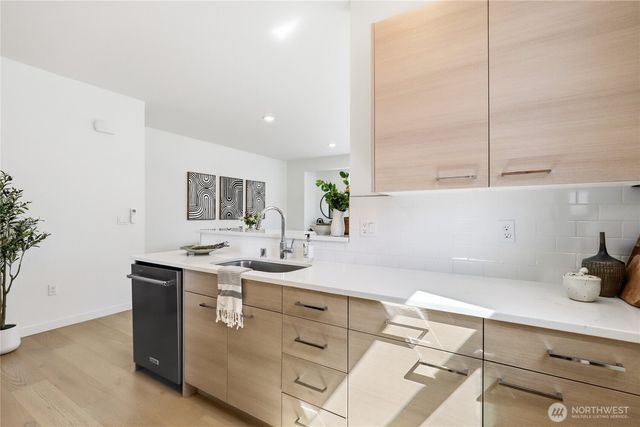 2729 Welcome Lane NW, Bainbridge Island, WA 98110