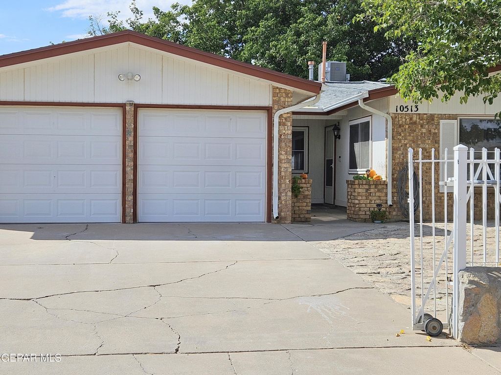 10513 SIGMA Street E, El Paso, TX 79924