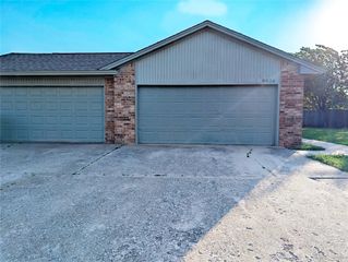 9028 N Roxbury Terrace, Oklahoma City, OK 73132