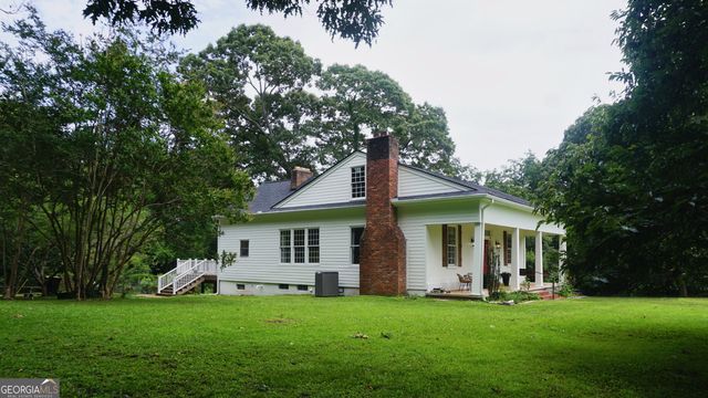 592 Fayetteville Road, Fairburn, GA 30213
