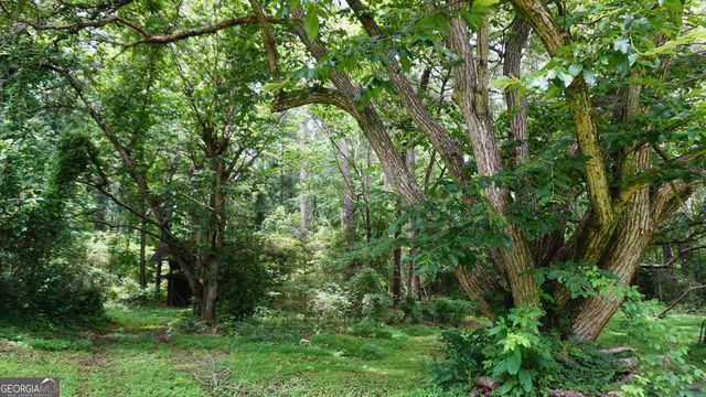592 Fayetteville Road, Fairburn, GA 30213