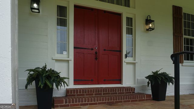592 Fayetteville Road, Fairburn, GA 30213