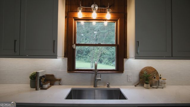 592 Fayetteville Road, Fairburn, GA 30213