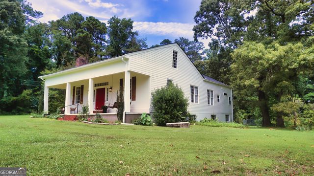592 Fayetteville Road, Fairburn, GA 30213