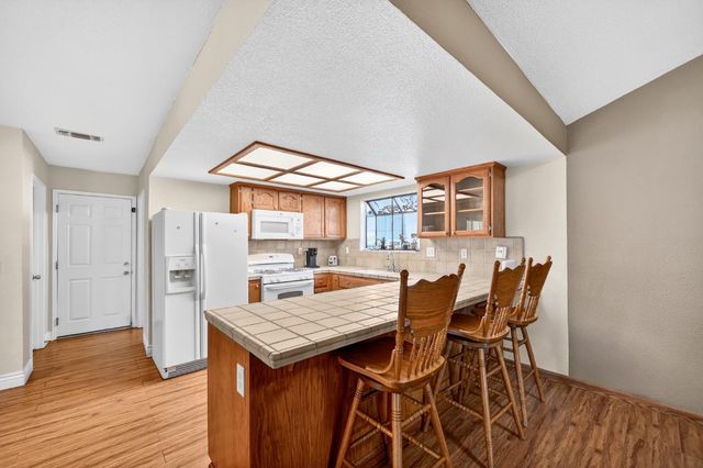 7409 Kalamazoo Dr, Citrus Heights, CA 95610