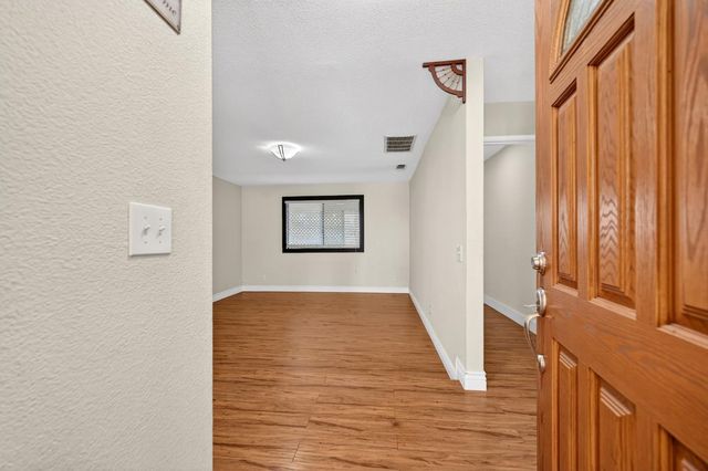 7409 Kalamazoo Dr, Citrus Heights, CA 95610