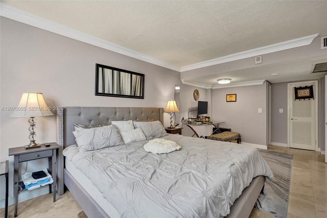 2030 S Ocean Drive 512, Hallandale Beach, FL 33009