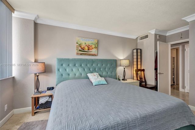 2030 S Ocean Drive 512, Hallandale Beach, FL 33009