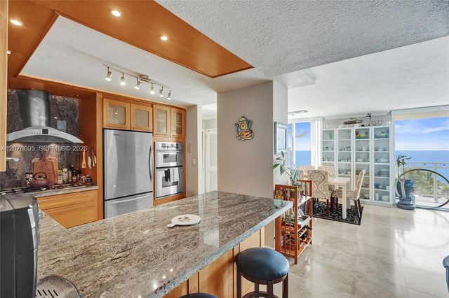 2030 S Ocean Drive 512, Hallandale Beach, FL 33009