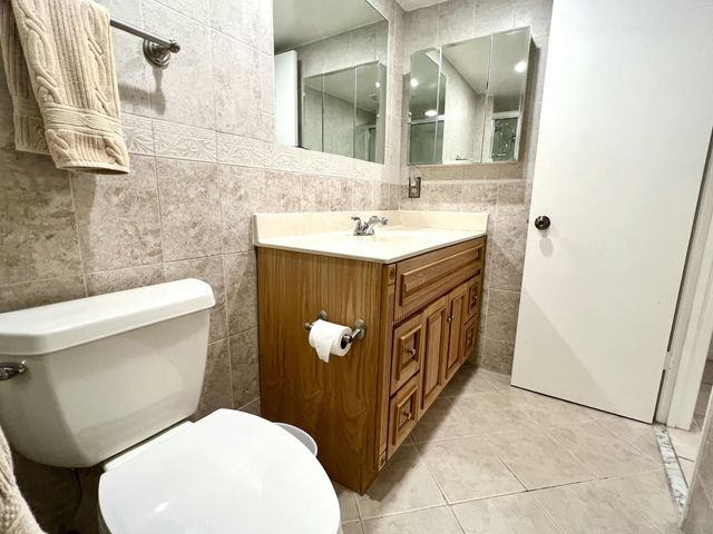 2026 Oakridge D, Deerfield Beach, FL 33442