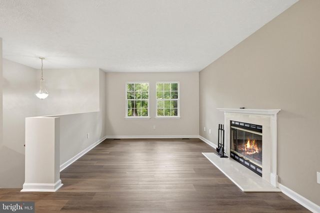 286 OREGON HOLLOW RD, Linden, VA 22642