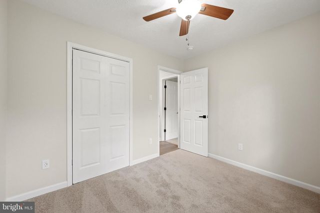 286 OREGON HOLLOW RD, Linden, VA 22642