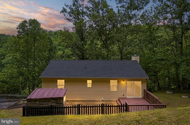 286 OREGON HOLLOW RD, Linden, VA 22642
