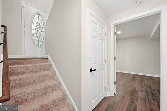 286 OREGON HOLLOW RD, Linden, VA 22642