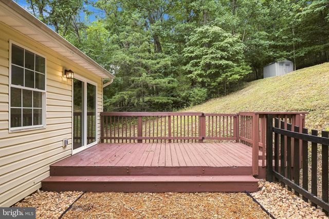 286 OREGON HOLLOW RD, Linden, VA 22642