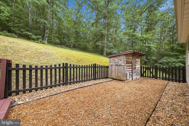 286 OREGON HOLLOW RD, Linden, VA 22642