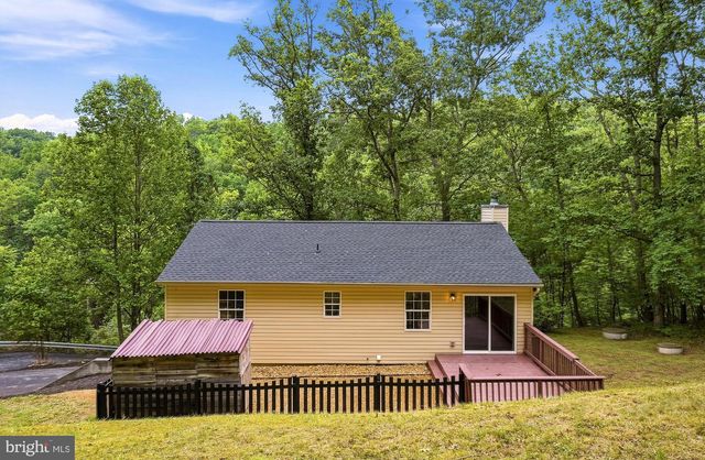 286 OREGON HOLLOW RD, Linden, VA 22642