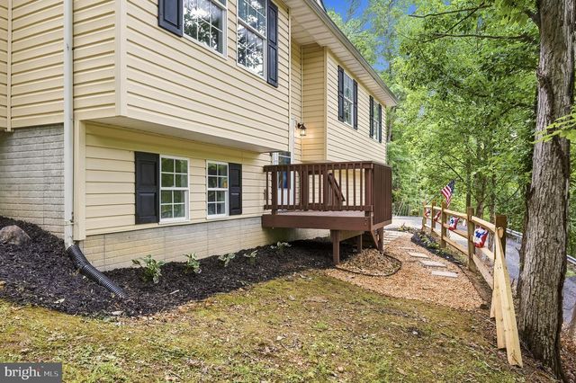 286 OREGON HOLLOW RD, Linden, VA 22642