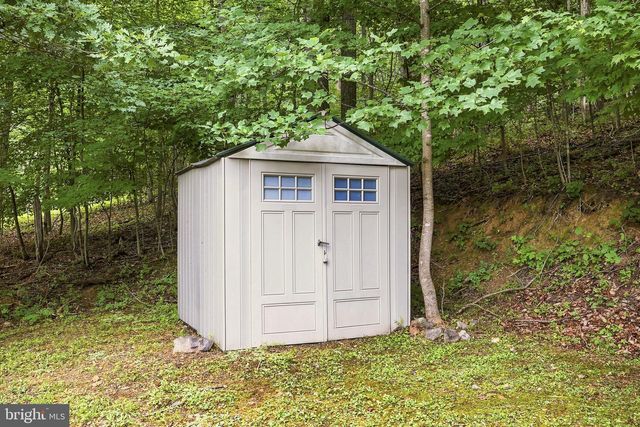 286 OREGON HOLLOW RD, Linden, VA 22642