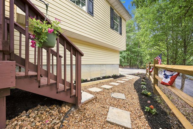 286 OREGON HOLLOW RD, Linden, VA 22642
