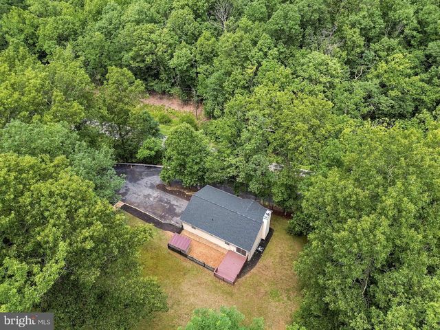 286 OREGON HOLLOW RD, Linden, VA 22642