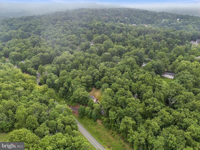 286 OREGON HOLLOW RD, Linden, VA 22642