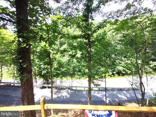 286 OREGON HOLLOW RD, Linden, VA 22642