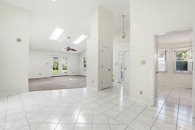 5201 Greenwillow Road, Indianapolis, IN 46226