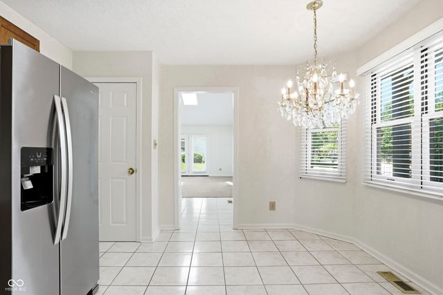 5201 Greenwillow Road, Indianapolis, IN 46226