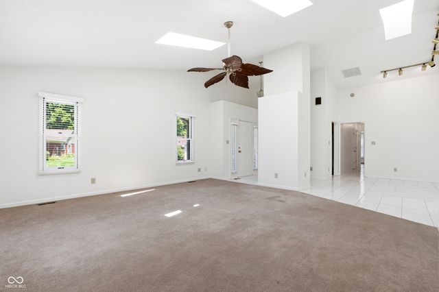 5201 Greenwillow Road, Indianapolis, IN 46226