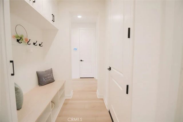 279 Barnes, Tustin, CA 92782