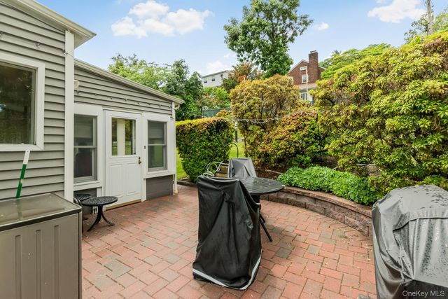 87 Etville Avenue, Yonkers, NY 10703